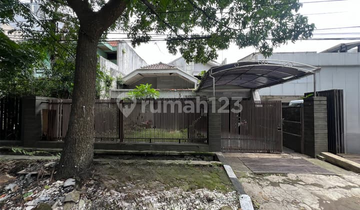 Rumah 2 Lantai Strategis Dekat Bandara di Daerah Andir Bandung