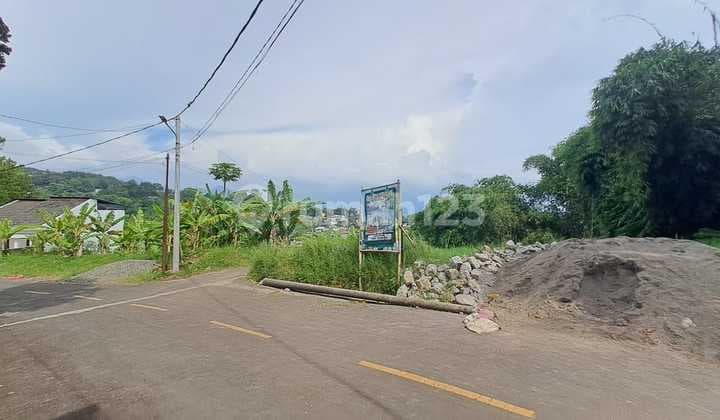 Tanah Siap Bangunpinggir Jalan di Cipaku Bandung