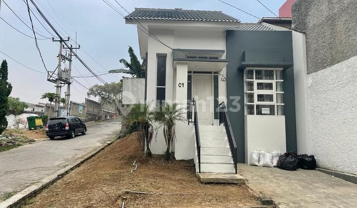 Rumah 2 Lantai Hook DI Green Valley Jatihandap Bandung