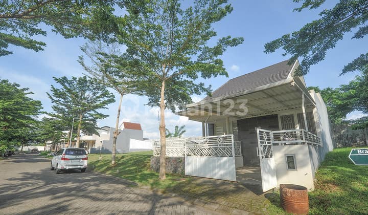 Turun Harga Rumah Idaman Sudah Renov SHM, Strategis Araya Malang