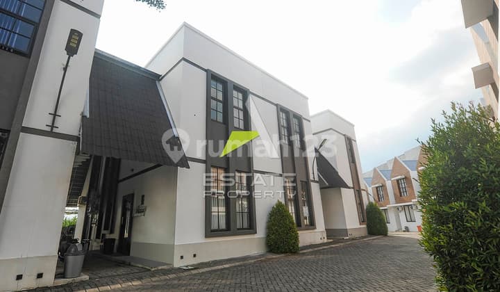 Kos-Kos an siap Huni selangkah dari Binus University