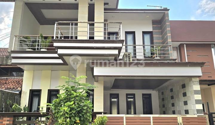 Rumah 2lt Di Bukit Indah Sukajadi Semi Furnish