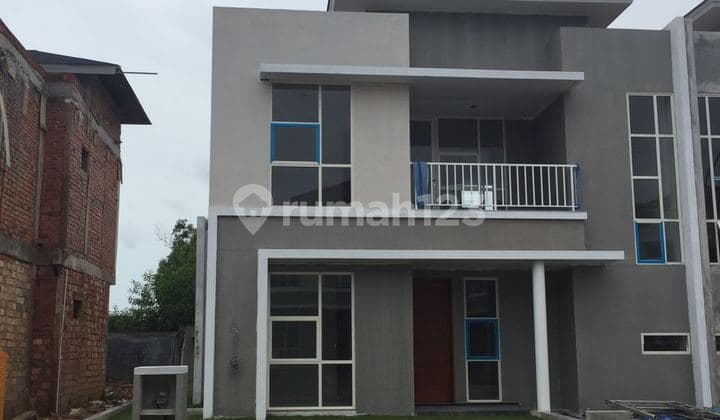 Luxurious 2-Story House The Home In Southlink Batam