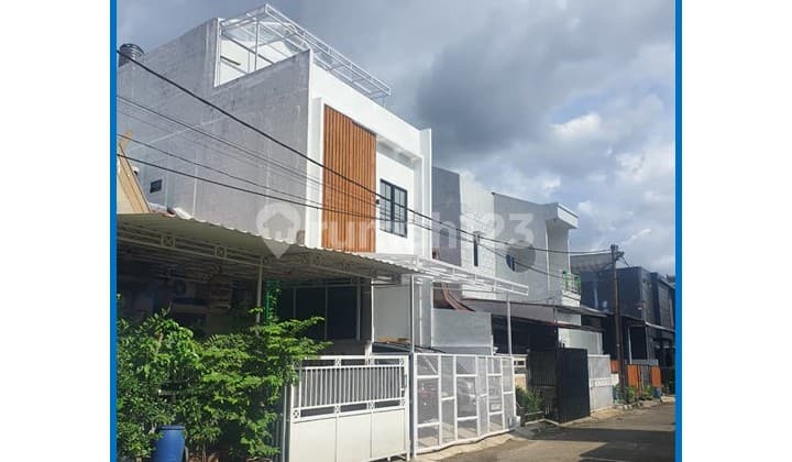 Jual Cepat Rumah 3 Lantai + Rooftop SHM di Cibubur City, Nagrak, Gunung Putri, Bogor.