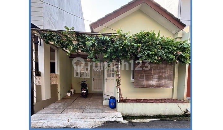 Special Price House in Cinere Hijau Residence, Limo, Cinere, Depok.