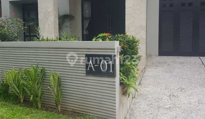 Rumah Mewah Ada Private Pool di Villa Kebagusan Jakarta Selatan