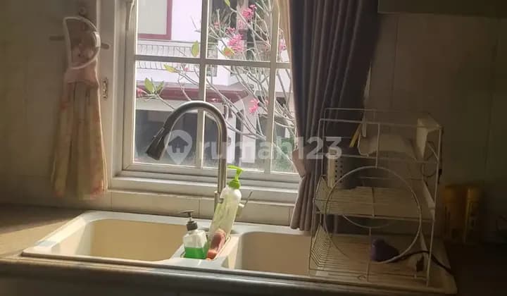 Rumah Bagus 3 Lantai Full Furnished Dekat Tol Dan Lrt Jatibening