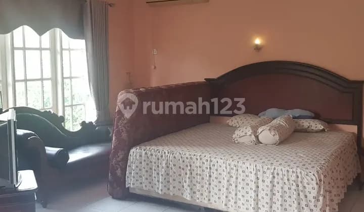 Rumah Bagus 3 Lantai Full Furnished Dekat Tol Dan Lrt Jatibening