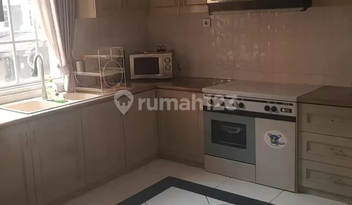 Rumah Bagus 3 Lantai Full Furnished Dekat Tol Dan Lrt Jatibening