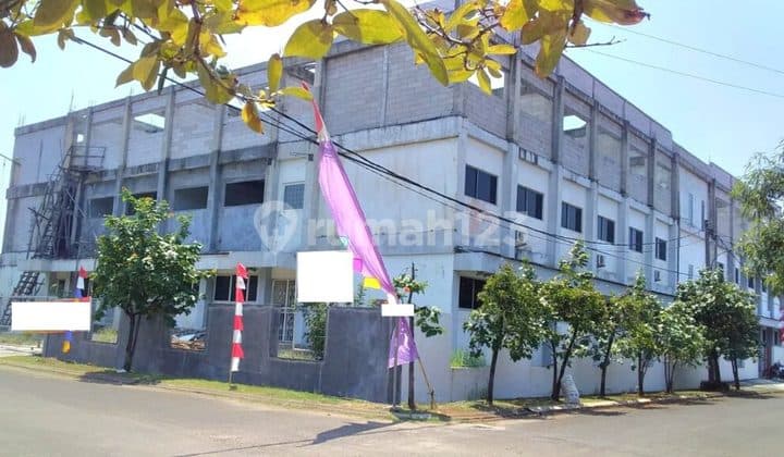 Gedung Sekolah Masih Aktif 3 Lantai Di Kota Harapan Indah Bekasi