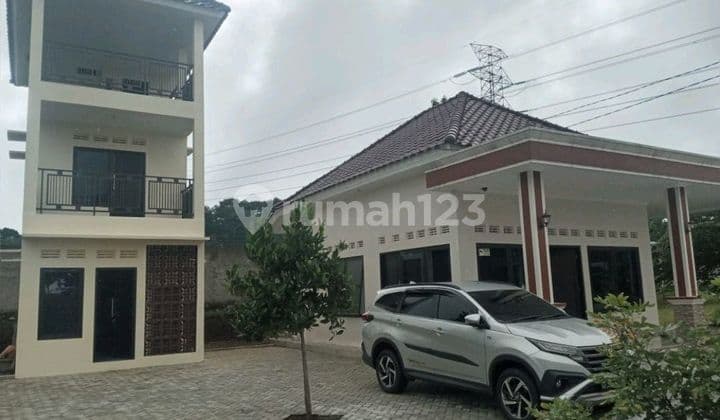 Jual Vila di Megamendung
