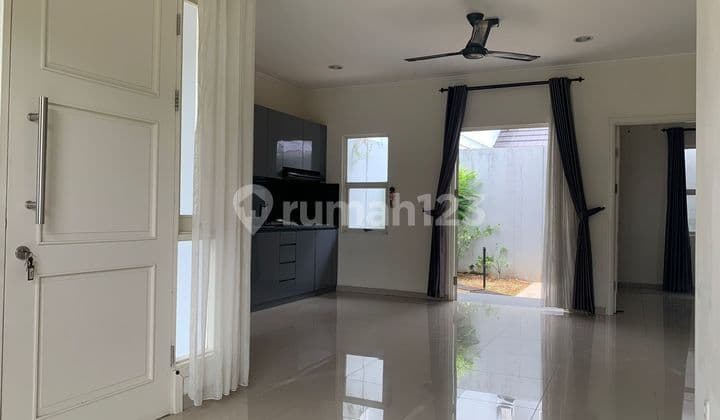 Dijual Rumah Suvarna Sutera Siap Huni