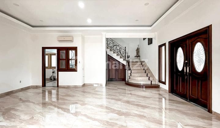 Rumah Mewah Puri Indah