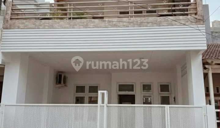 Rumah 3 Lantai Bagus Lokasi Strategis di Sunter