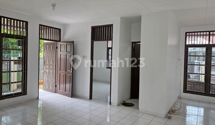 (JKTSC1088) Disewakan Strategis Rumah Sektor 1A, Gading Serpong