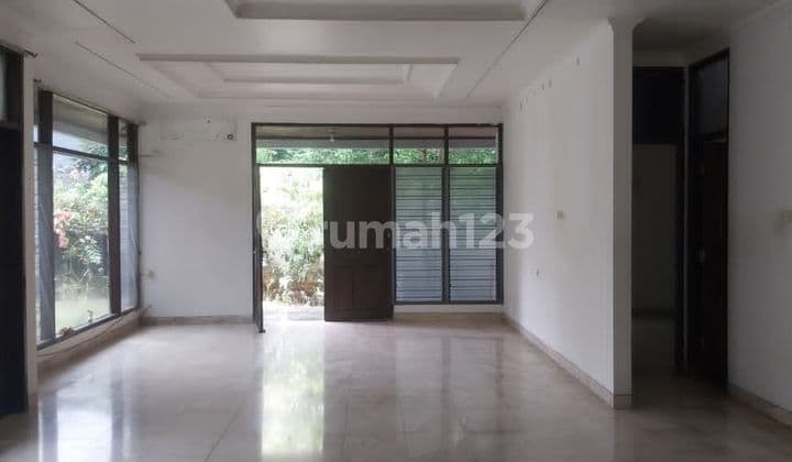 For Rent: Intercon Hook Semi-Furnished House