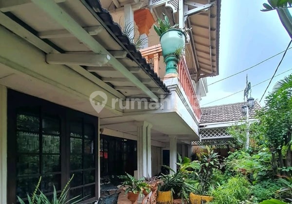 Dijual Rumah Mewah Hanya Hitung Tanah Kebayoran Baru
