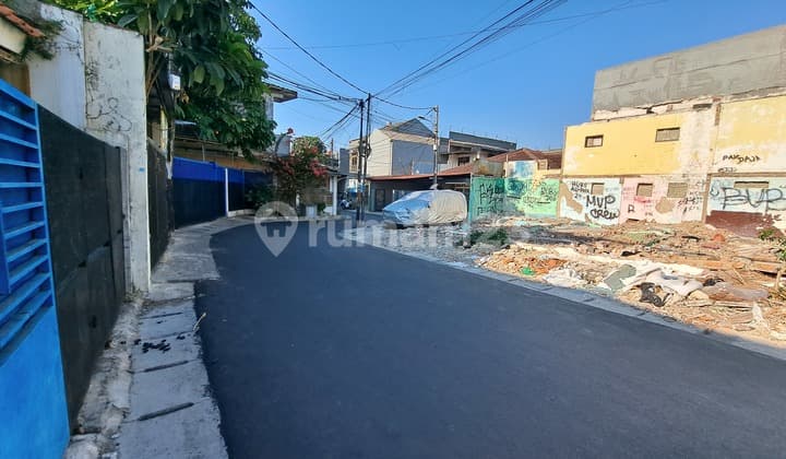 Rumah Hanya Hitung Harga Tanah SHM di Bangka, Jakarta Selatan