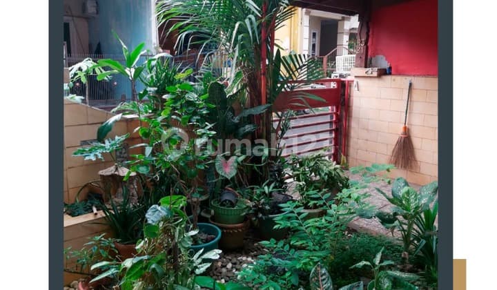 Rumah 2 Lantai Full Furnish di Perumahan Permata Depok