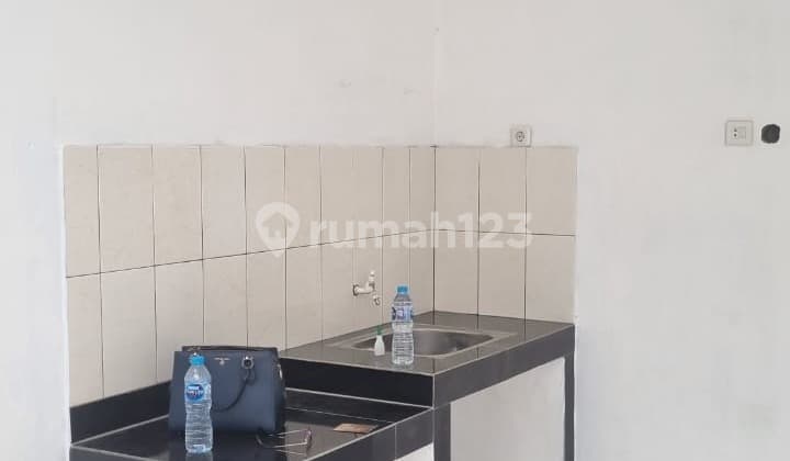 Disewakan Rumah Bagus di Taman Palem Lestari