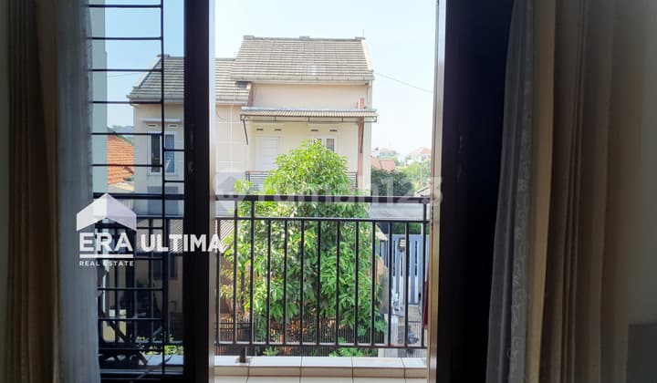 Turun Harga! Rumah Modern 2 Lt. Di Komplek Bukit Indah Cihanjuang, Cimahi Utara