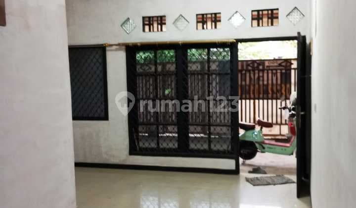 Dijual Rumah Villa Taman Bandara, Dadap, Tangerang