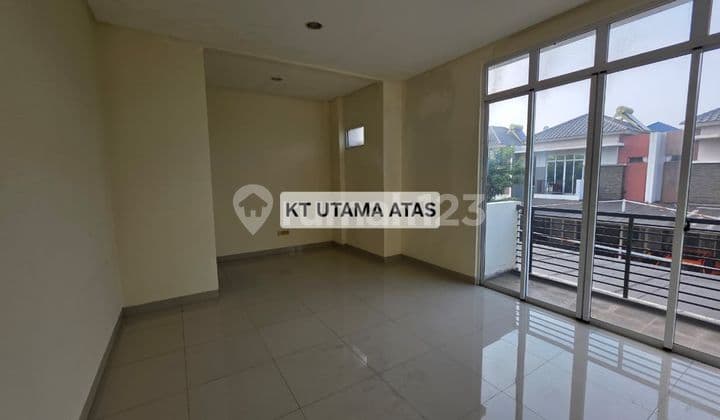 DISEWAKAN RUMAH GREENLAKE, CLUSTER AMERIKA LATIN, UNFURNISHED