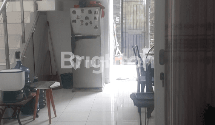 Harus jual segera rumah 2lt tanah 120 m2 di cluster terdepan Legenda Wisata di buka 1,65M