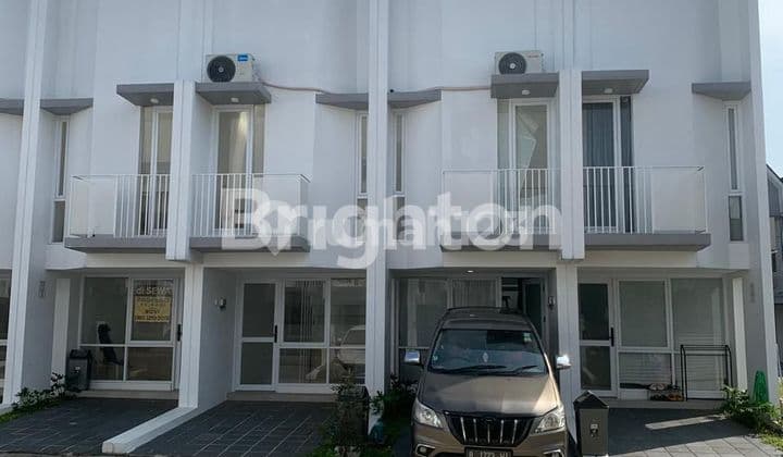 Rumah Cantik, Minimalis, Fully Furnished, 4 Lantai Split Level di Myza Flat House BSD