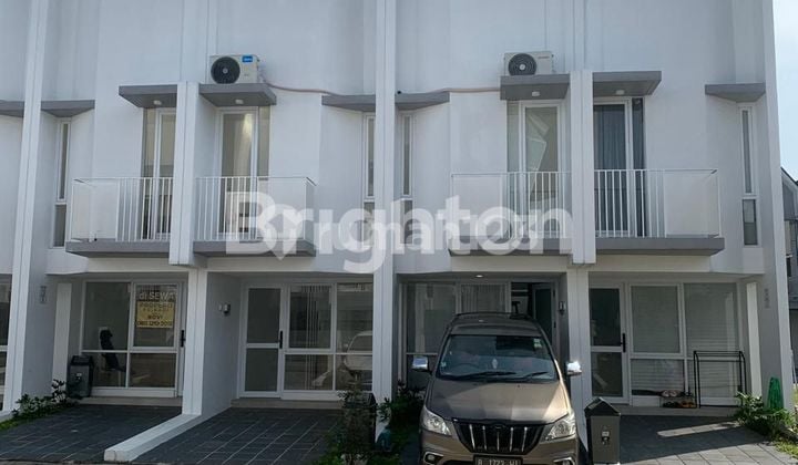 Rumah Cantik, Minimalis, Fully Furnished, 4 Lantai Split Level di Myza Flat House BSD