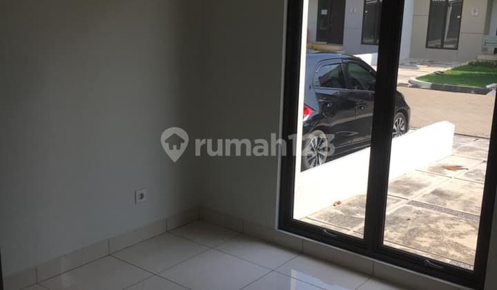 New House at Secondary Price in Summarecon Emerald Kerawang Cluster