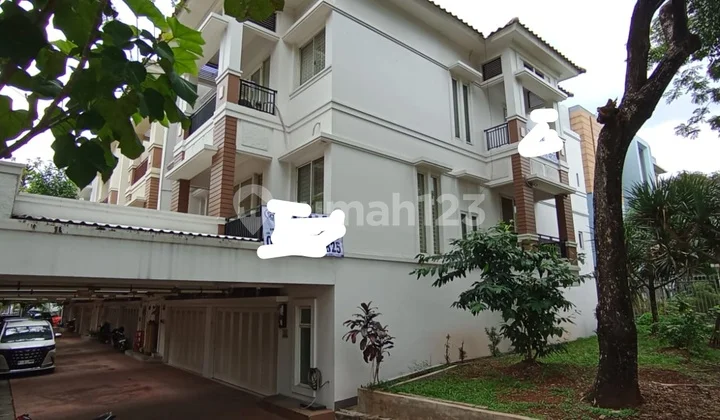 Jual Rumah 3 Lantai, Bgm - Pantai Indah Kapuk Dekat Club House - Strategis, Dekat Mall dan Tol