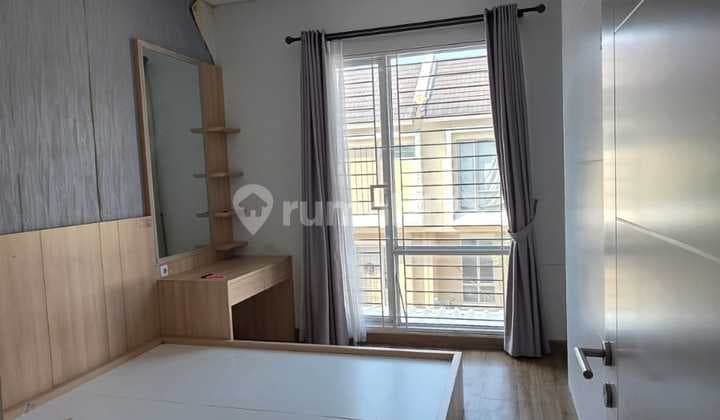 Rumah 2 Lantai Siap Huni di Cluster Milano Gading Serpong