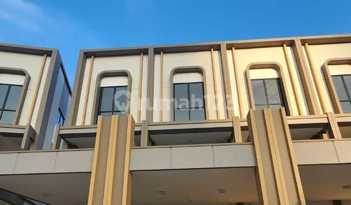 For Rent: 3-Story Strategic Ruko at Gading Serpong