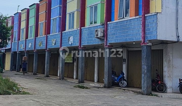 Murah, Dijual Ruko 2 Lantai, di Komplek Pergudangan 100, Jl Raya Salembaran, Teluk Naga, Tangerang