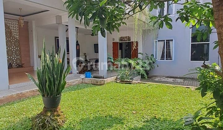 Dijual Rumah Asri, 2 Lantai, di Jl Cendrawasih, Sawah Baru, Tangsel