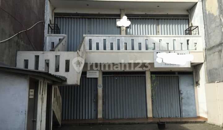 Disewakan Ruko Strategis Depan Pasar Jombang Bintaro – Harga 550 Juta/Tahun, lnk