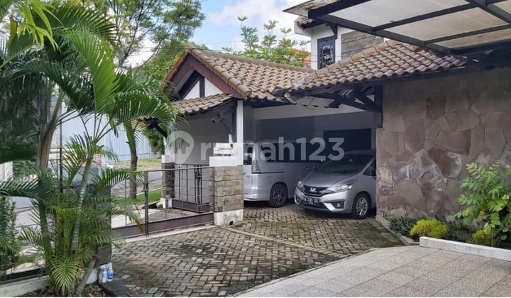 Jemursari, Kosan, Strategis, Full