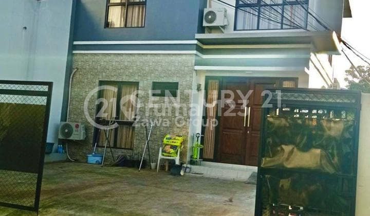 Dijual Murah Rumah Komplek Unilever 2 Lantai - 4Br (T/B 119 M² / 106 M²) SHM, 2.2 M, Kembangan, Jakarta Barat