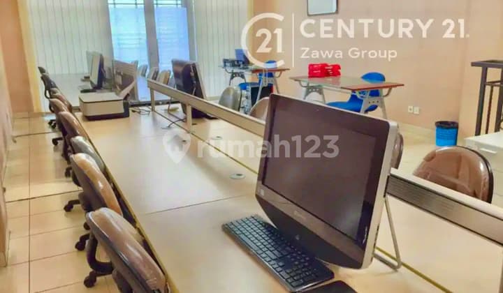 Disewa Ruko GSA 4 Lantai Full Furnished Office - T/B 75 m² / 300 m², 650 Juta/Tahun, Central Park, Jakarta Barat