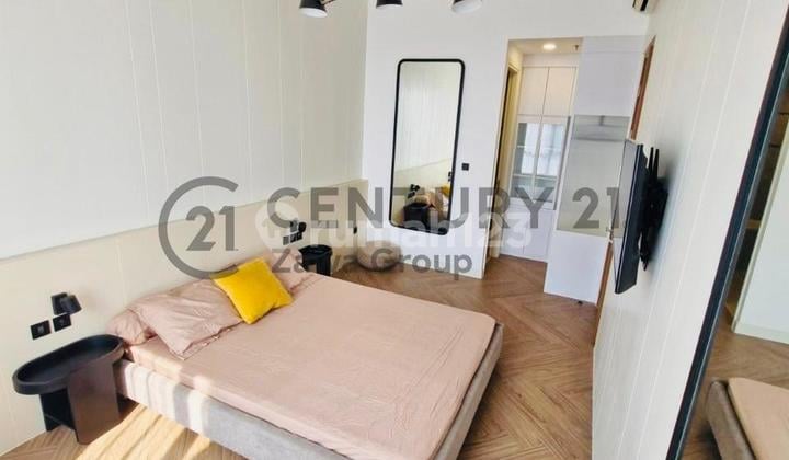 Dijual Apartement Taman Anggrek Residences - Condo 2Br+1 (99 M²), Fully Furnished, Tower B, High Floor, 3.3 M, Taman Anggrek, Jakarta Barat