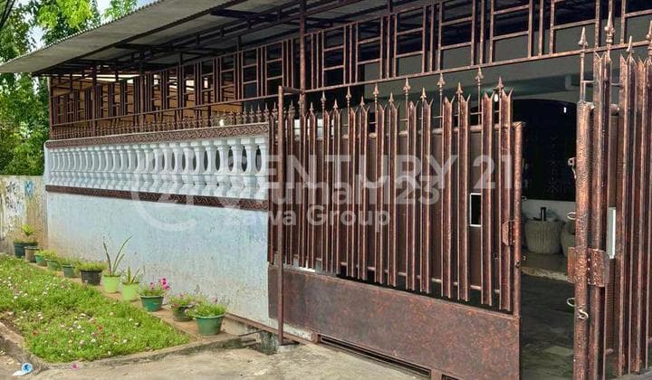 Dijual Rumah Taman Kota Hadap Timur - 3BR+1 (Uk 10x20), Shm, 2.8 M, Kembangan, Jakarta Barat