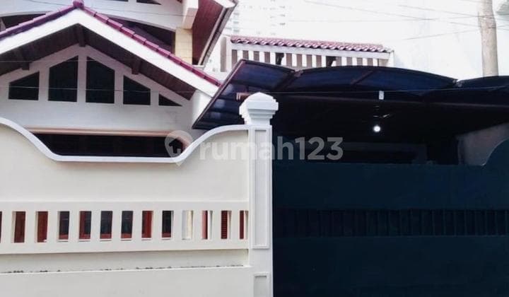 Dijual Rumah Kuningan Murah Dibawah NJOP - 3Br (T/B 540 M² / 450 M²), 28 M, Setiabudi, Jakarta Selatan