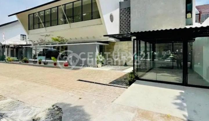 Dijual Bangunan Komersil Prime Area Pakubuwono 3 Lantai - T/B 610 M² / 1.084 M², SHM, 80 M, Kebayoran Baru, Jakarta Selatan