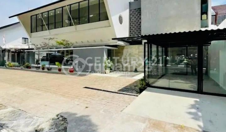 Dijual Bangunan Komersil Prime Area Pakubuwono 3 Lantai - T/B 610 M² / 1.084 M², SHM, 80 M, Kebayoran Baru, Jakarta Selatan