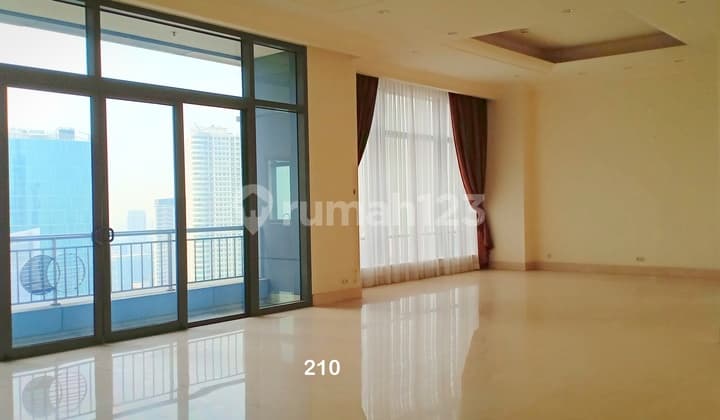 For Sale Airlangga Apartment 4 Br 440 Sqm Mega Kuningan, cheapest.