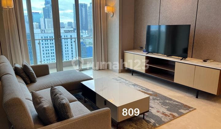Disewakan Apartemen The Stature Jakarta 3 br luas 172 m2