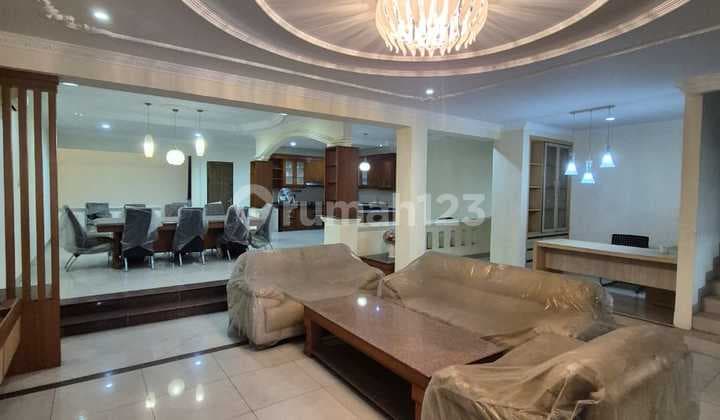 Disewa Rumah 200M 6 Br Furnish Bebas Banjir Pantai Indah Kapuk