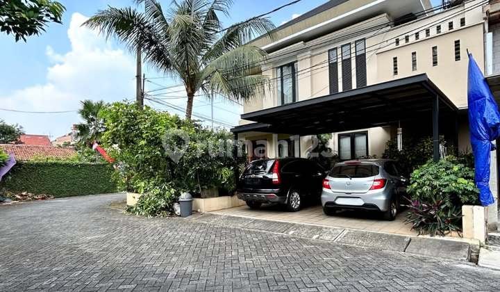 Rumah Pejaten Bagus Siap Huni Dalam Town House