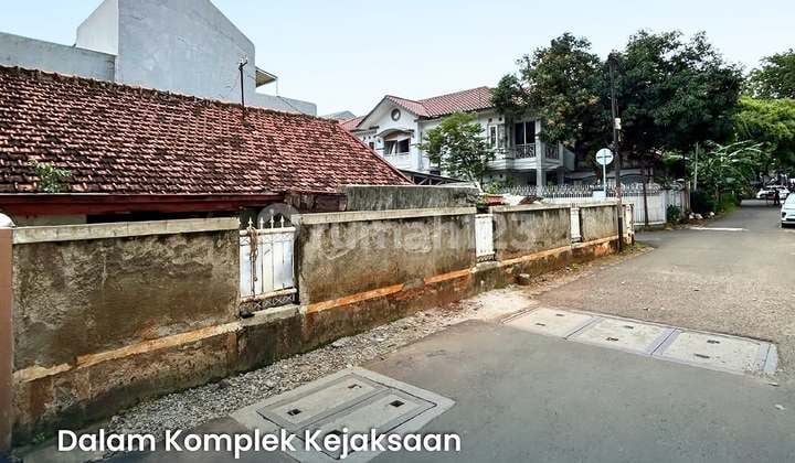 Rumah Tebet Barat Dalam Kompleks Akses Jalan 2 Mobil